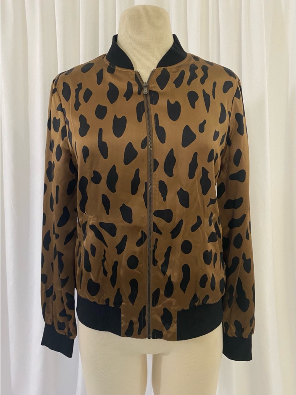L'AGENCE Leopard-Print Silk Bomber Jacket - Picture 2 of 9